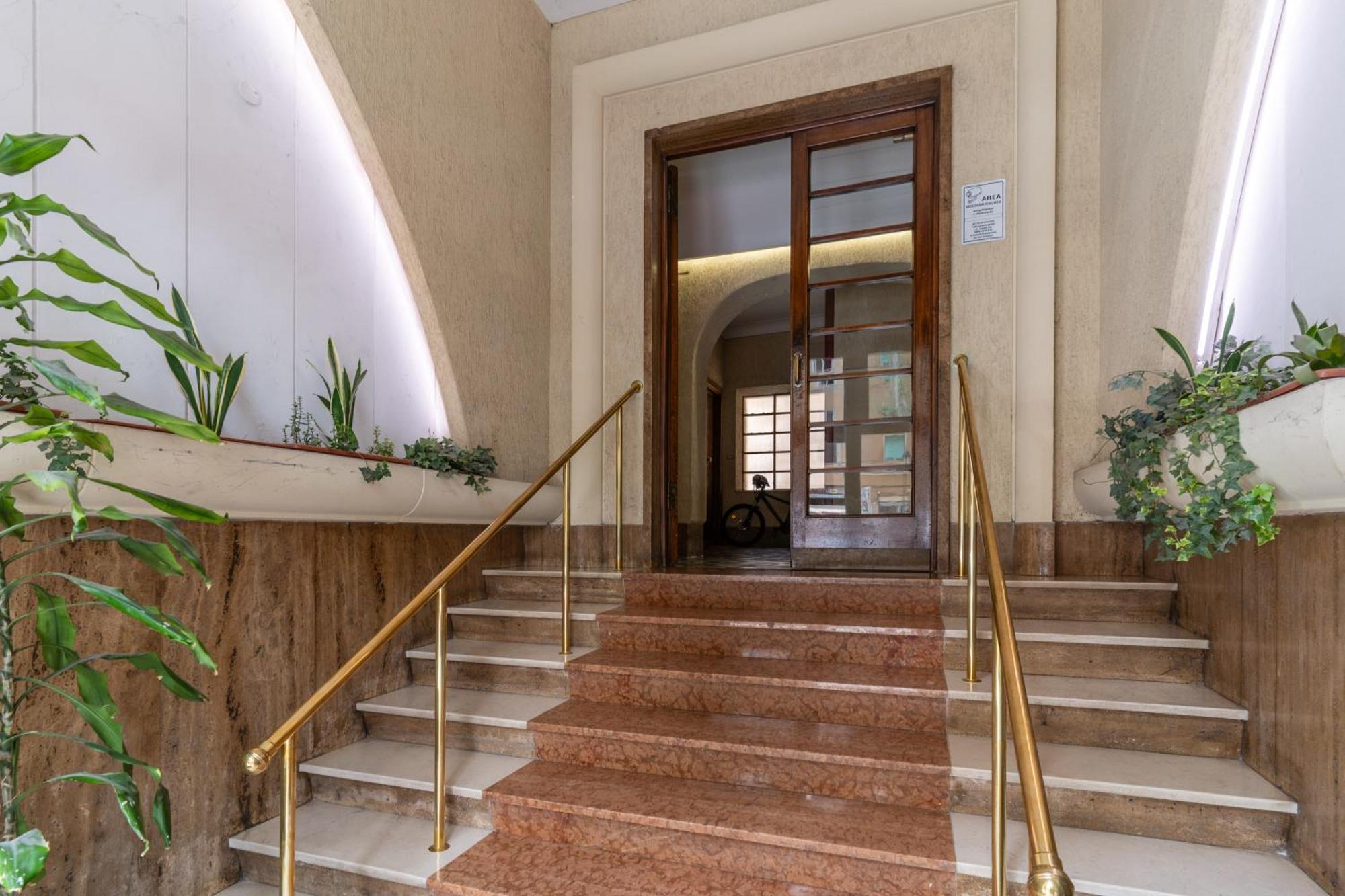 Angelico 90 Apartment Rome Bagian luar foto